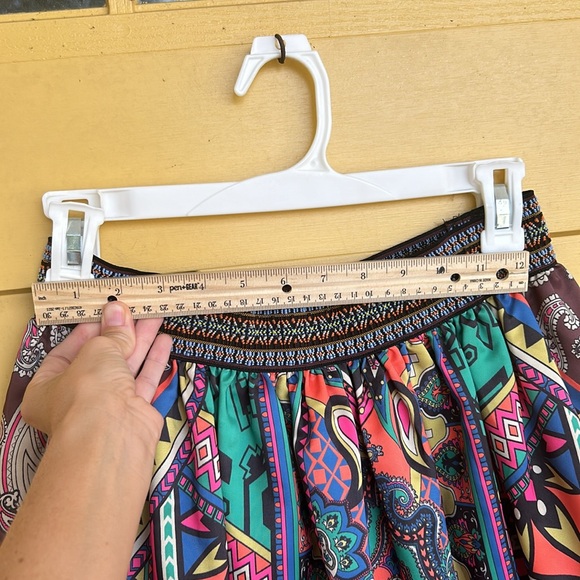 Beautiful multi colored skirt! - Picture 4 of 4